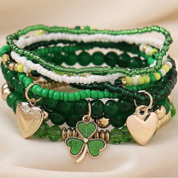 Jewelry - Green and Gold Beaded Bracelet Set and earrings and extra bracelet included NWT